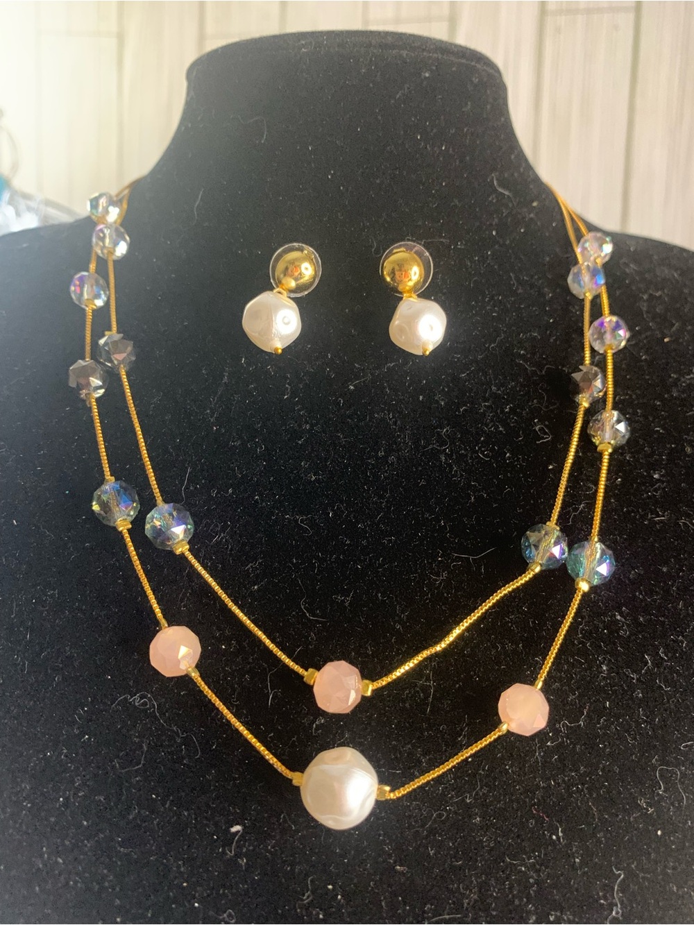 Gold-Tone Multi-Glass Bead Necklace & Faux Pearl Drop Earrings - Pink and White